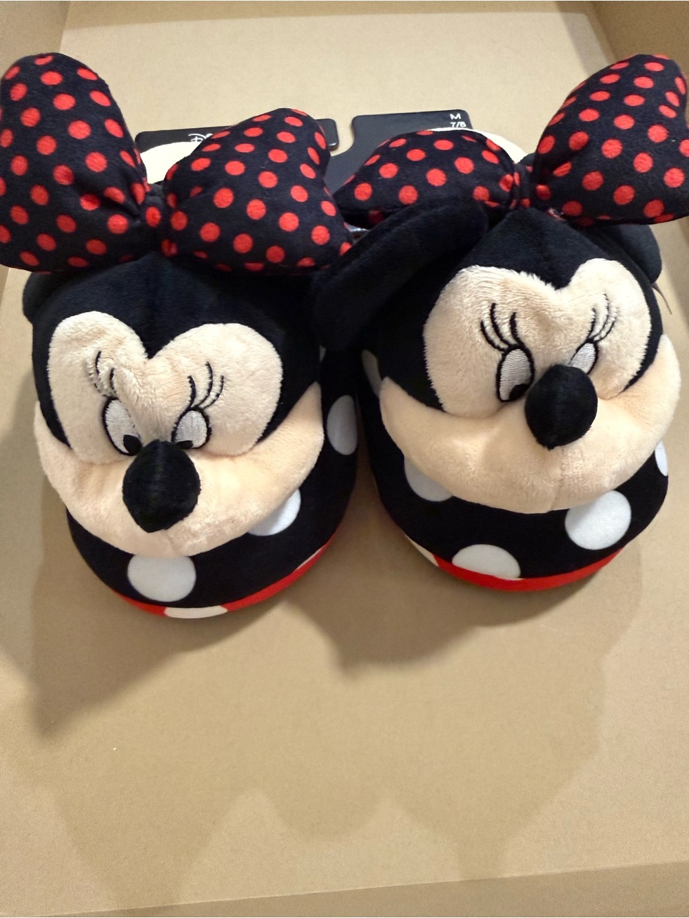 New Disney Minnie Mouse Black Slippers with Red Polka Dot Bow - size 7/8